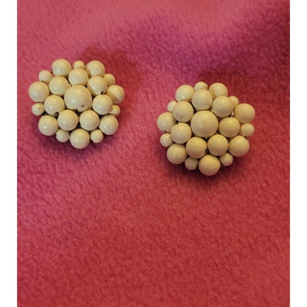 Vintage Hong Kong white beaded cluster clip earrings